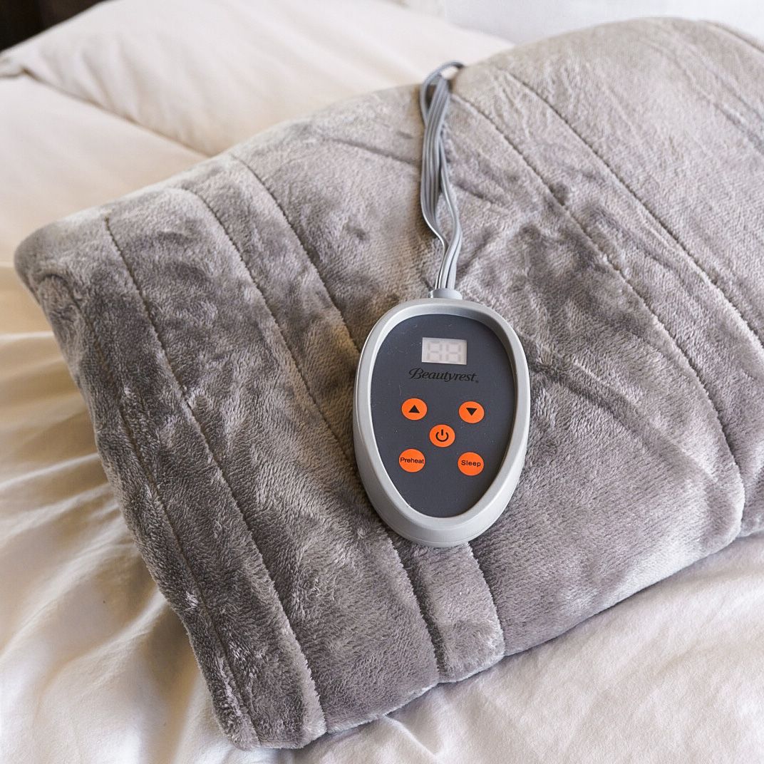 Novadima- Beautyrest Heated Blanket