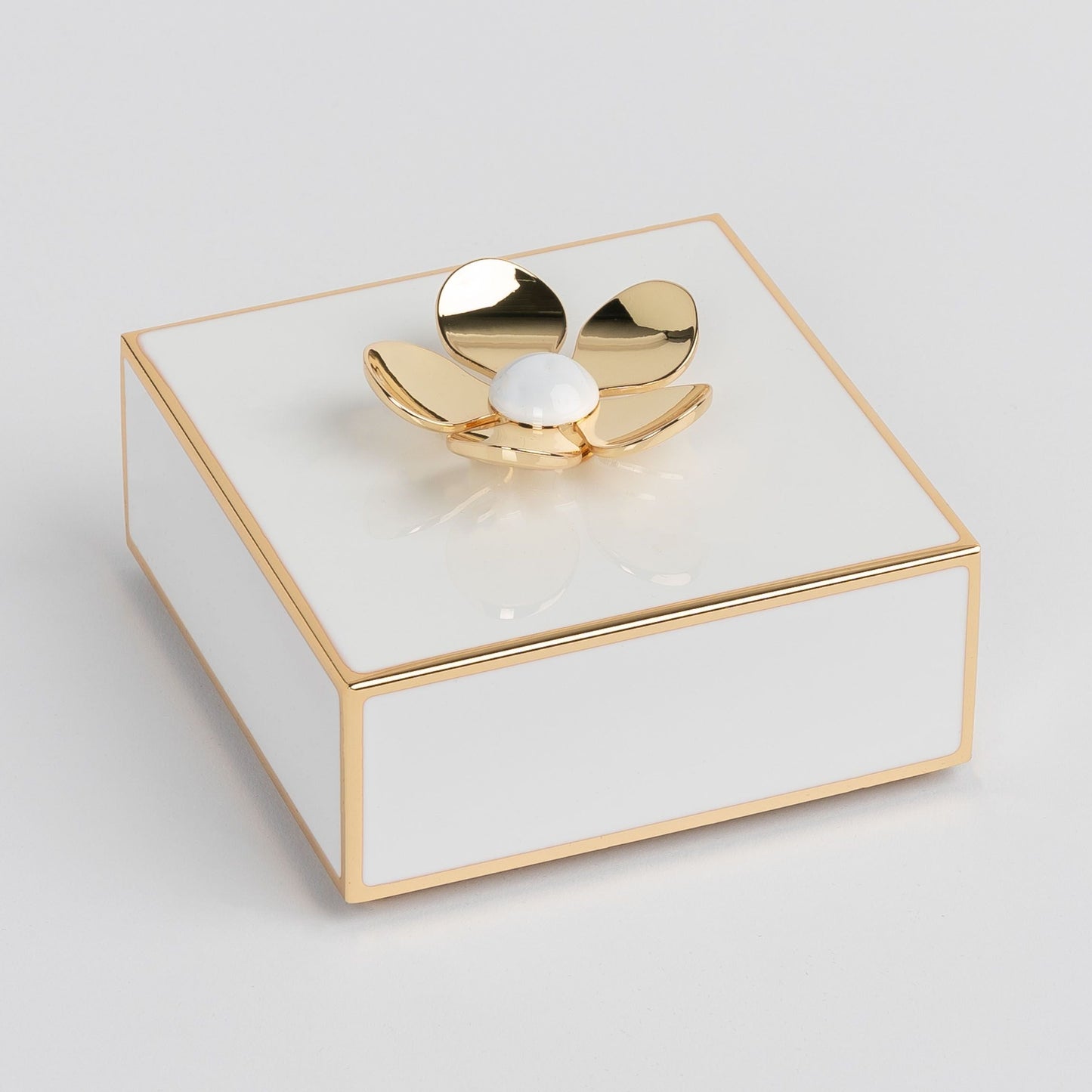 Novadima- Make it Pop Floral Jewelry Box by Kate Spade - White and Gold